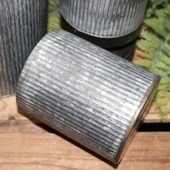 NEW Set of Rustic Corrugated Metal Zinc Farmhouse Cylinder Can Vases Pots - Picture 3 of 5